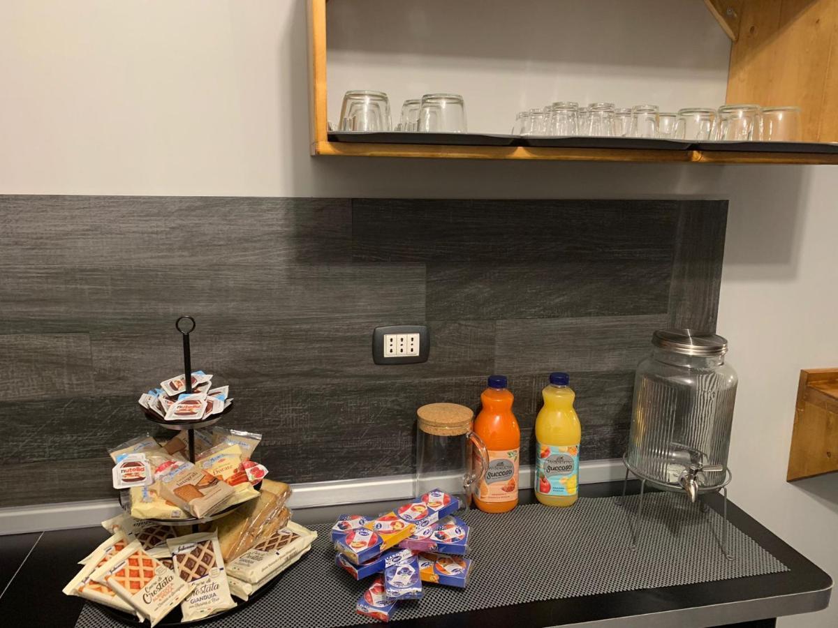 La Terrazza Di Parthenope Bed & Breakfast Napoli Bagian luar foto